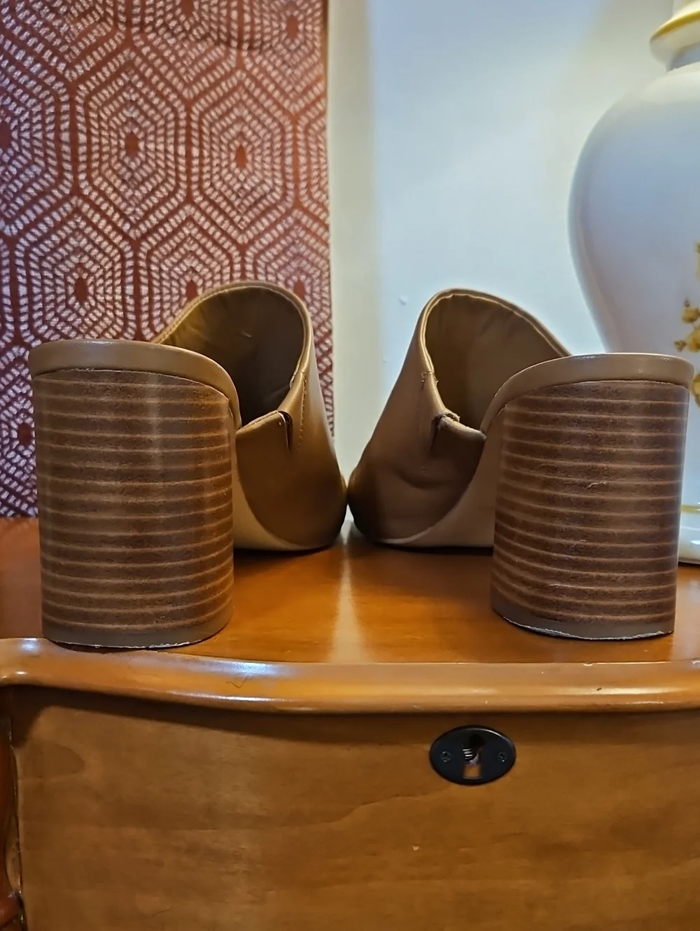 Mark Fisher Leather Block Heeled  Mules  9M EUC/Caramel Colour - Picture 10 of 11